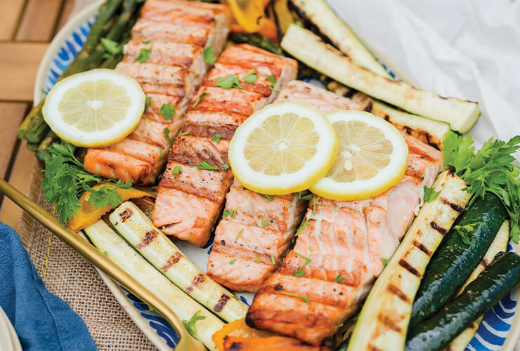 Grilled Salmon with Vegetables & Vinaigrette
